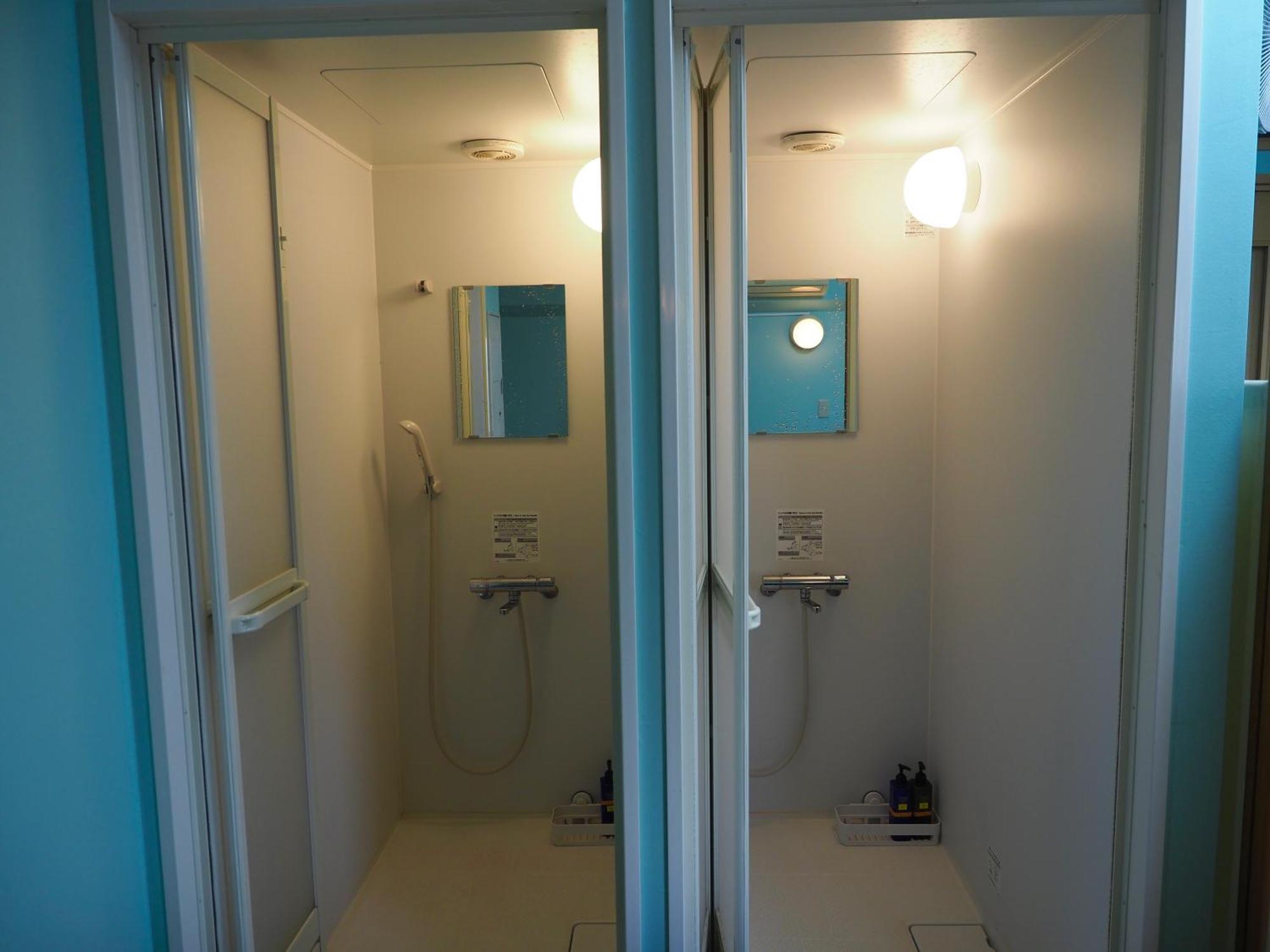 Capsule Hotel Block Room Токио Экстерьер фото